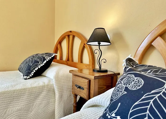 La Esteluca - 6805 *